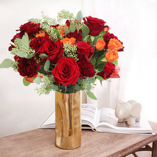 vivid-bouquet-of-premium-red-